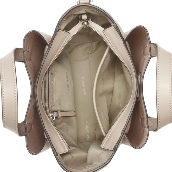 Calvin Klein Milli Crossbody - Picture 3 of 5